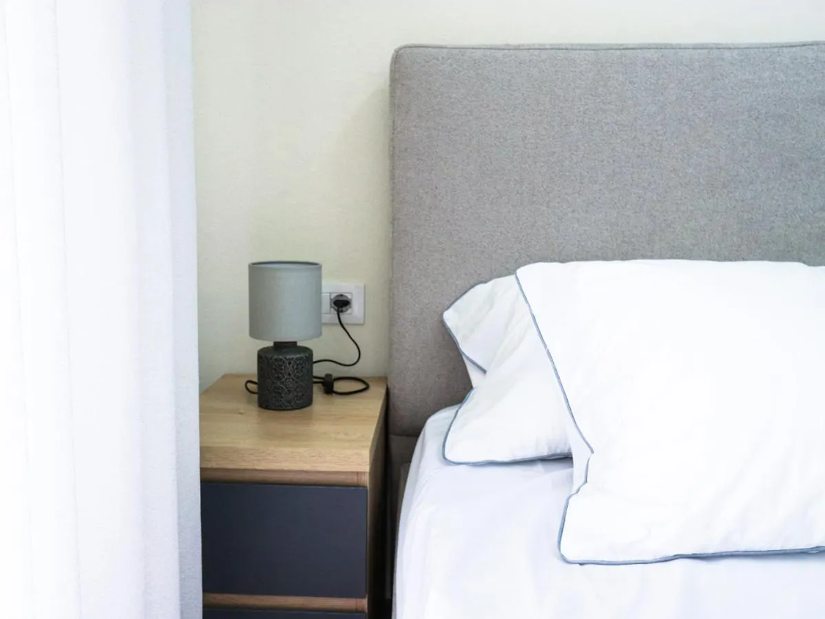 Luxury Apt In Mangalem21 Complex Wifi,Ac Tirana Apartment